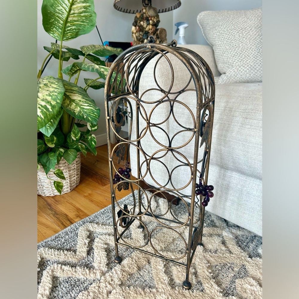 Vintage Style 9-Bottle Wine Rack with Glass Grapes & Leaf Accents